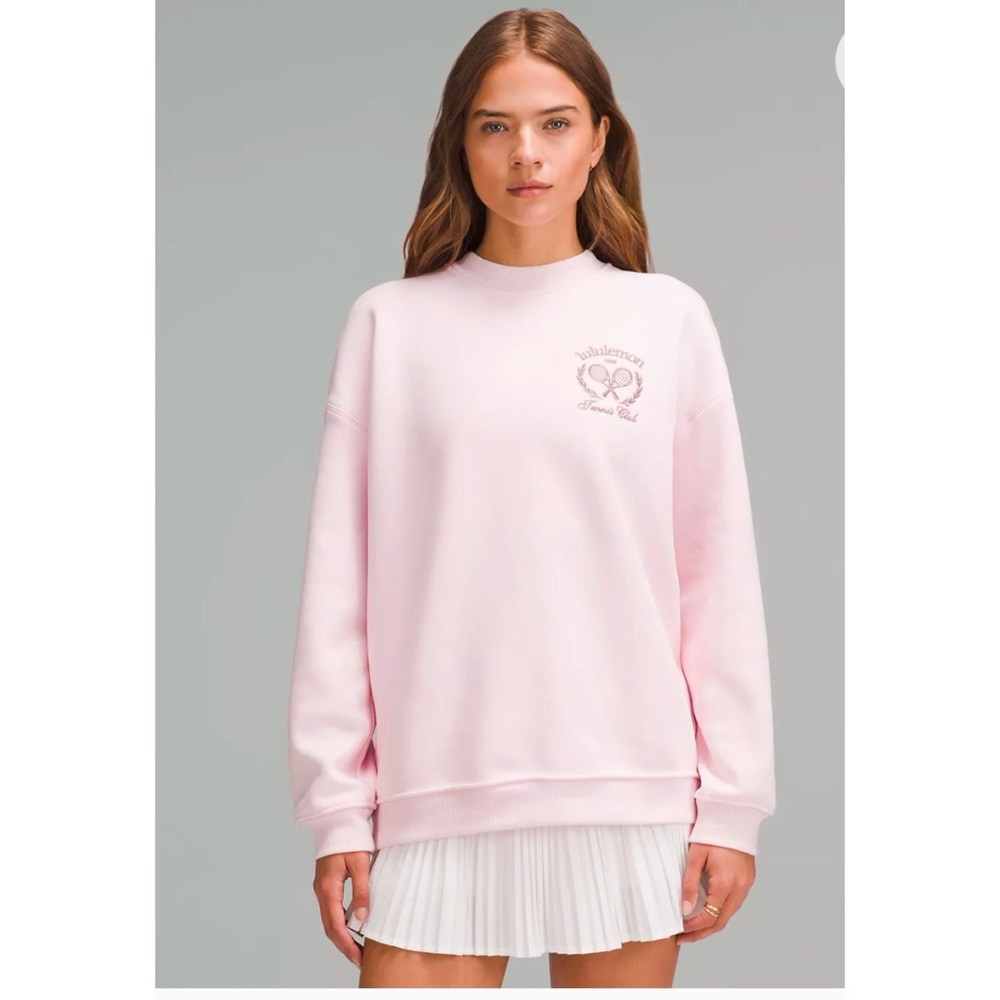NWOT. Heavyweight Fleece Pullover
Tennis Club